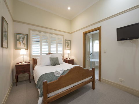 The Guesthouse Maleny - Accommodation NT 12