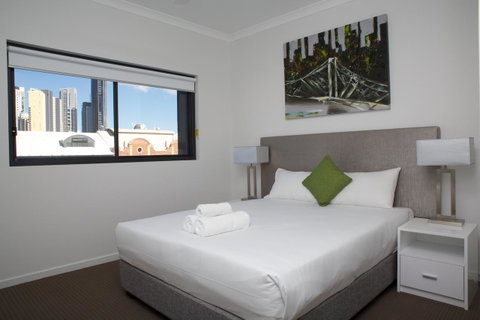 Atrio Apartments - Accommodation NT 11