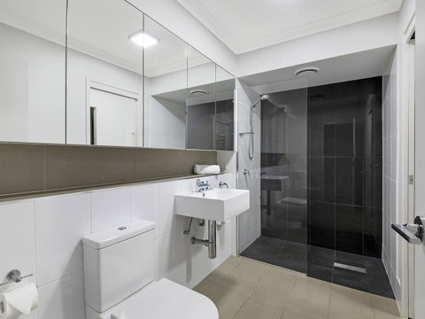 Atrio Apartments - Accommodation NT 7