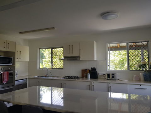 Highland House - Accommodation NT 5