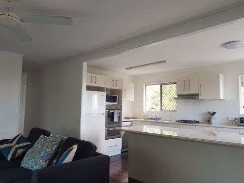 Highland House - Accommodation NT 21