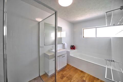 Surf Dance Apartments - NT Tourism 26