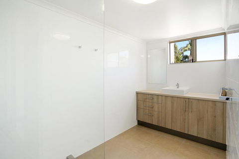 Surf Dance Apartments - NT Tourism 30