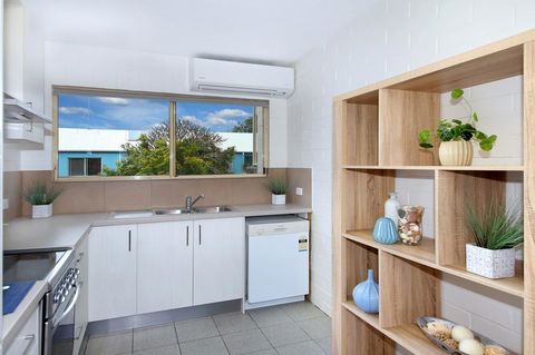 Surf Dance Apartments - NT Tourism 1