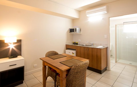 Portside Whitsunday Luxury Holiday Apartments - Accommodation NT 13