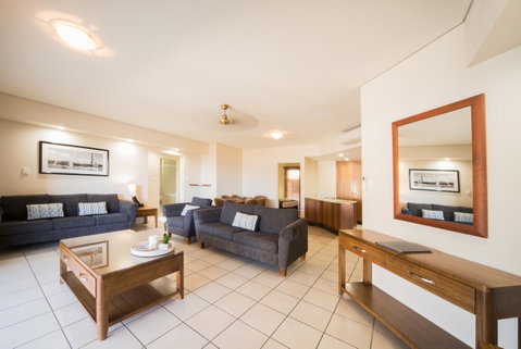 Portside Whitsunday Luxury Holiday Apartments - Accommodation NT 6