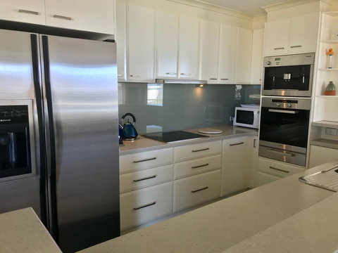 Rainbow Bay Resort Holiday Apartments - Accommodation NT 10