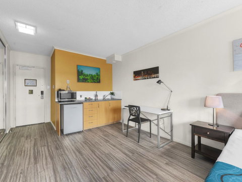 Central Brunswick Apartment Hotel - Accommodation NT 15