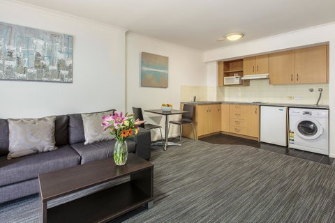 Central Brunswick Apartment Hotel - Accommodation NT 27
