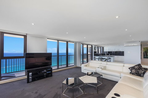 Surfers Aquarius On The Beach - Accommodation NT 8