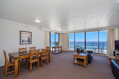 Surfers Aquarius On The Beach - Accommodation NT 28