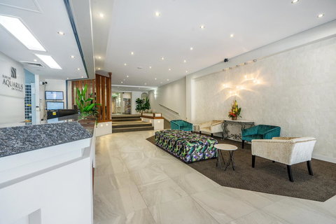 Surfers Aquarius On The Beach - Accommodation NT 18