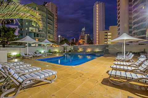 Surfers Aquarius On The Beach - Accommodation NT 11