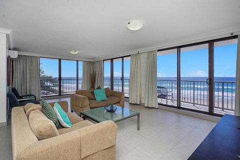 Surfers Aquarius On The Beach - Accommodation NT 26