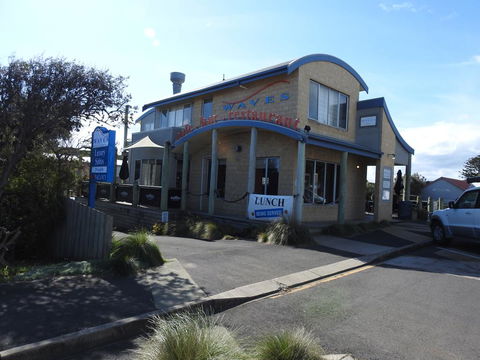 Waves Luxury Suites - NT Tourism 2