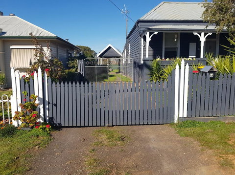 Welcome Stranger Cottage - Accommodation NT 1