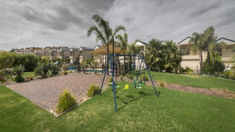 Wenneelys - 26/45 St Andrews Boulevard - NT Tourism 2