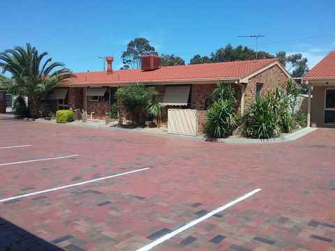 Werribee Park Motor Inn - Accommodation NT 2