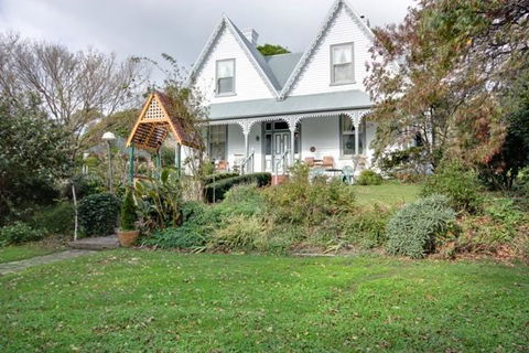 Westella Colonial B&B Accommodation - NT Tourism 0