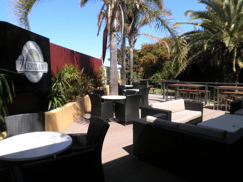 Westland Hotel Motel - Accommodation NT 2