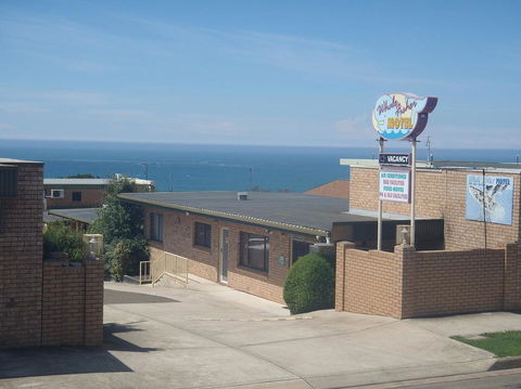 Whale Fisher Motel - NT Tourism 0