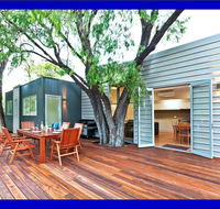 Whatmans Beach House - Accommodation NT