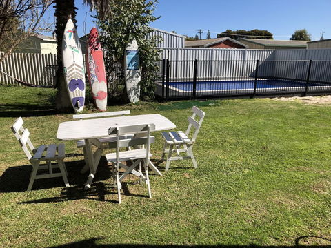 White Cottage - NT Tourism 2