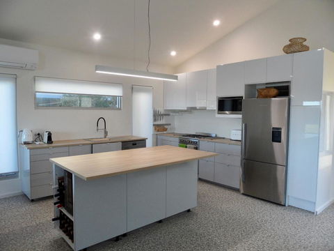 WHITE SHELLS HOLIDAY RENTAL - NT Tourism 2