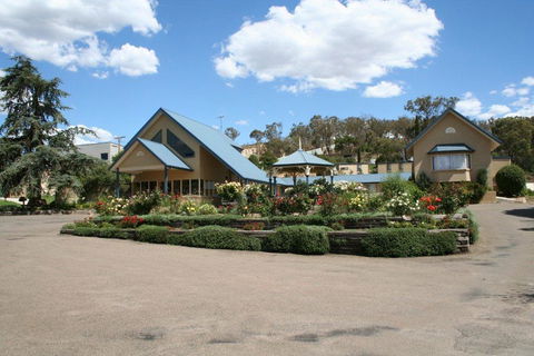 Willows Motel - NT Tourism 1