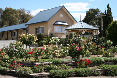 Willows Motel - NT Tourism 0