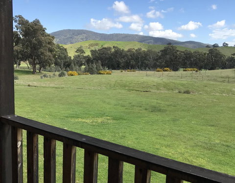 Wimmera Hills Winery - Accommodation NT 1