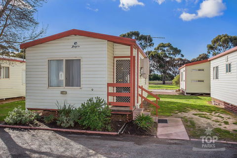 Wimmera Lakes Caravan Resort - NT Tourism 1