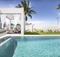 WINDFALL IN PALM COVE - NT Tourism