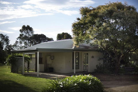 Woongara Cottage - Pet Friendly Country Retreat - Accommodation NT 1