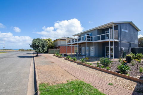 Xanadu - Aldinga Beach - Accommodation NT 1