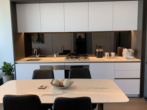 Xu's Residence@No.1 Collins Wharf - Accommodation NT 2