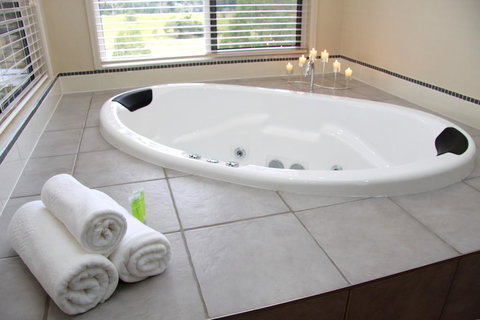 Yabbaloumba Retreat - Accommodation NT 2