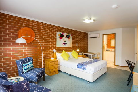 Yackandandah Motor Inn - Accommodation NT 1