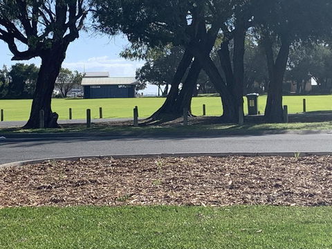 Yaringa Cottage...by The Sea - NT Tourism 0