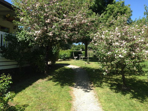 Yarra Glen Bed & Breakfast - NT Tourism 1