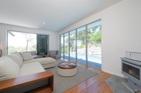 YARINGA - Retreat Style Accomodation With Swimming Pool - Accommodation NT 0