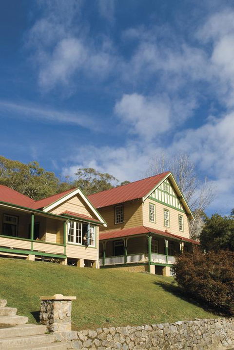 Yarrangobilly Caves House - NT Tourism 3