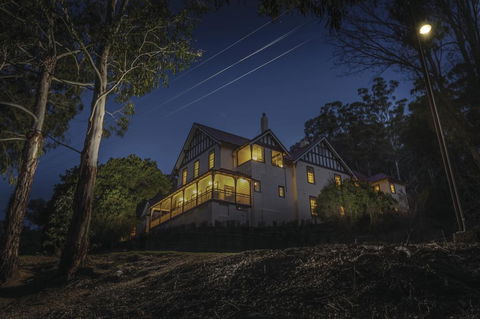 Yarrangobilly Caves House - NT Tourism 0