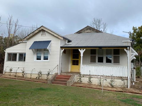 Yellow Door House Adelong - Accommodation NT 1