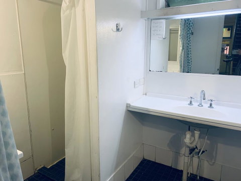Yellow Submarine Backpackers - Accommodation NT 1