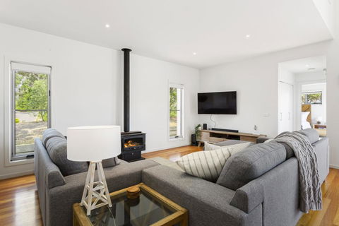 YOU, ME AND THE SEA - BLAIRGOWRIE - Accommodation NT 1