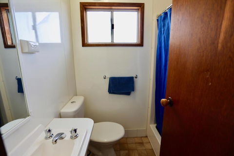 Young Tourist Park - Accommodation NT 2