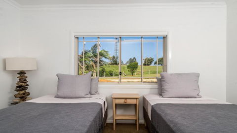 Your Luxury Escape - Byron Sunset Breeze - Accommodation NT 2