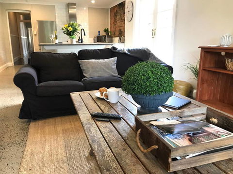YSG The Edward Townhouse 151 - Walk To Town - Accommodation NT 0