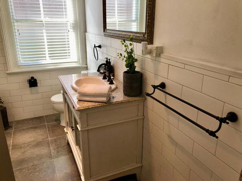 YSG The Edward Townhouse 153 - Walk To Town - Accommodation NT 3